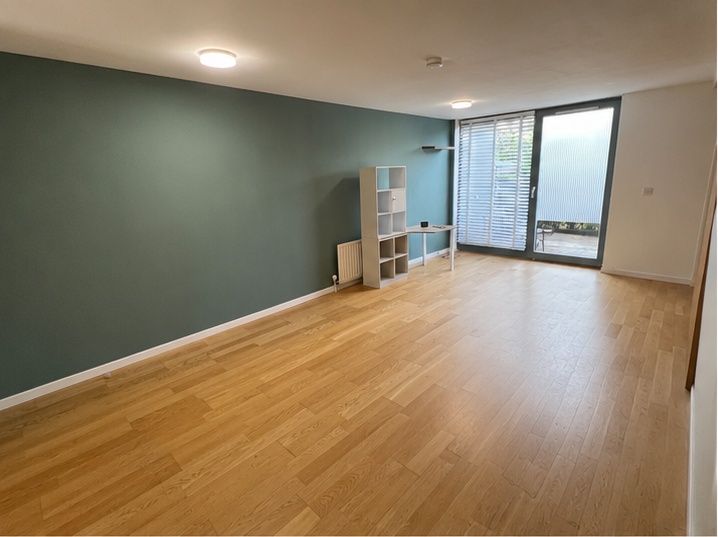 2 bedroom flat in Saltire Street, Granton, Edinburgh, EH5 1RG