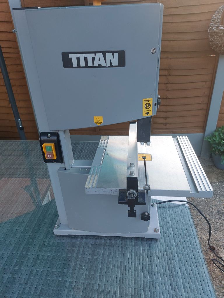 Titan TT B705BDS 350W Bandsaw - Good Working Condition
