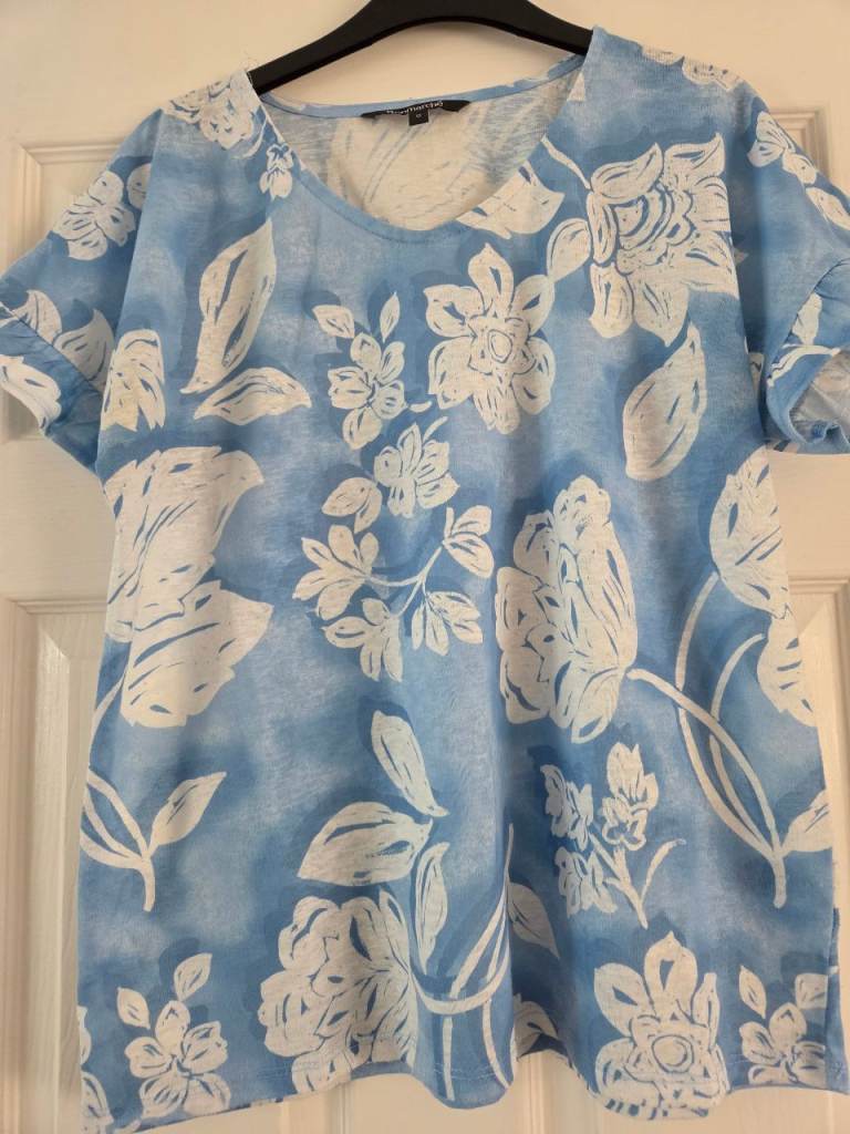 Blue and white top size 12