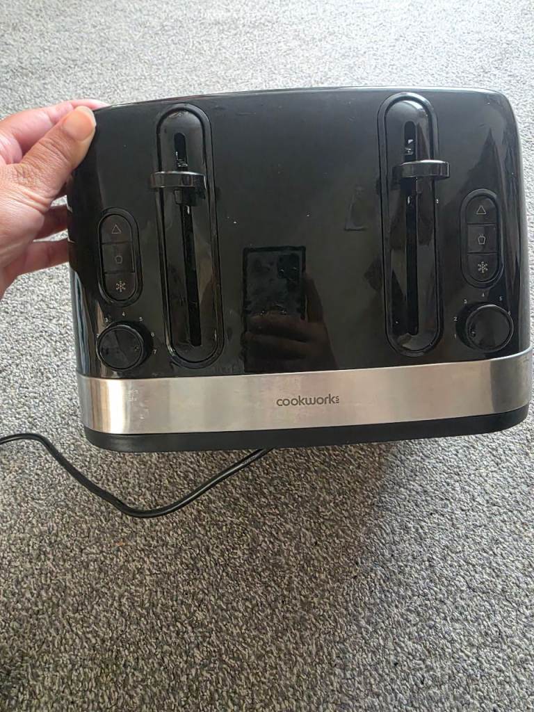 Cookworks Black 4-Slice Toaster – Good Condition