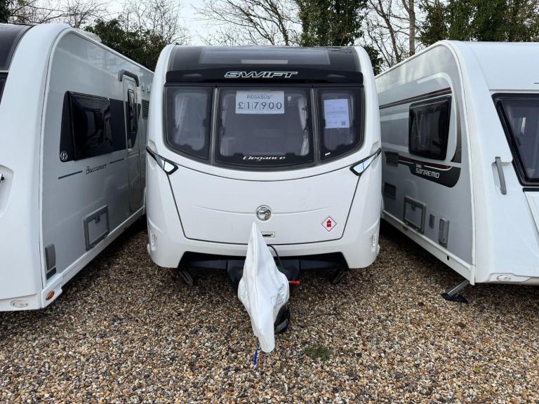 2017 Swift Elegance 570 Comes with Easy to use Motor Mover