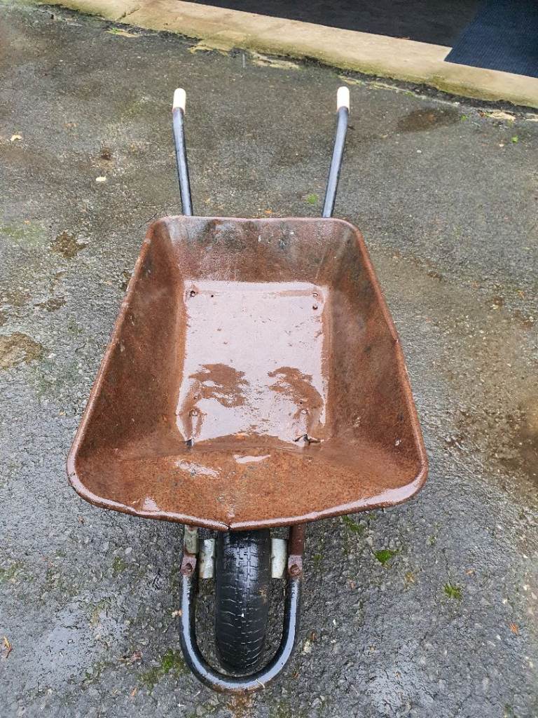 Wheelbarrow Free