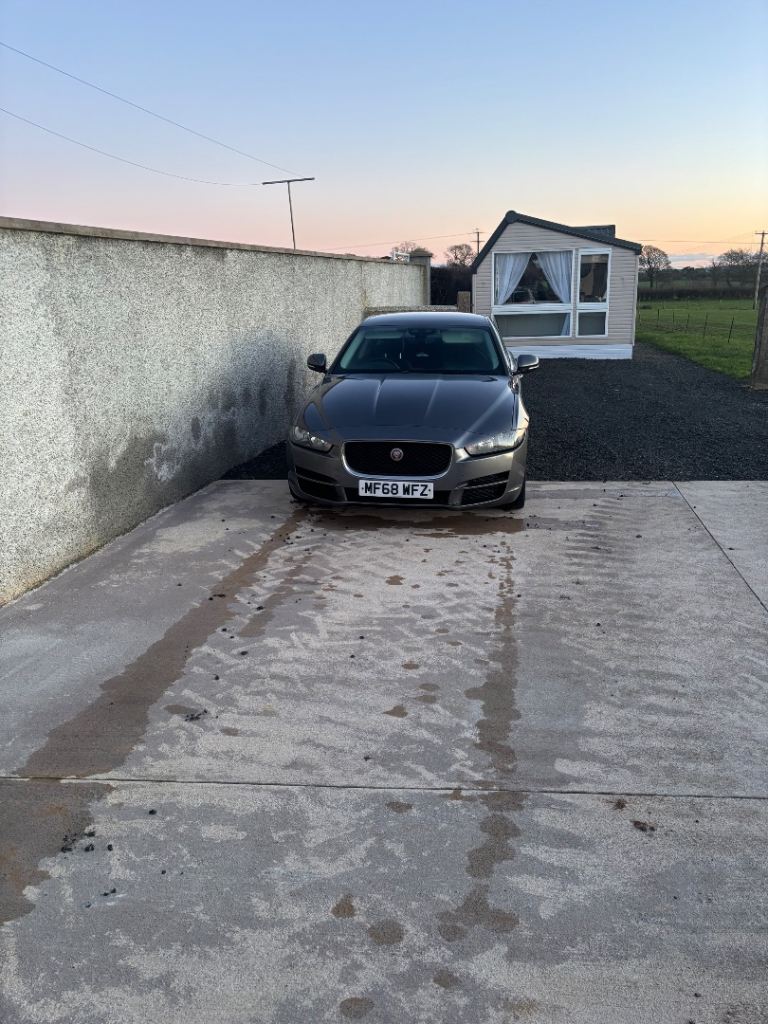 Jaguar, XE, Saloon, 2018, Other, 1999 (cc), 4 doors (needs new steering rack hence price £12-1500)