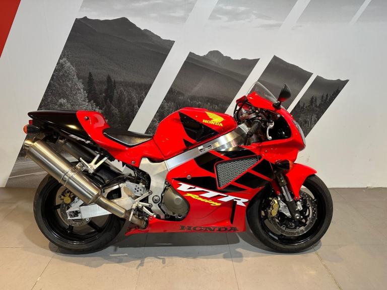 Honda VTR 1000 SP1 2002 with 28,895 miles 