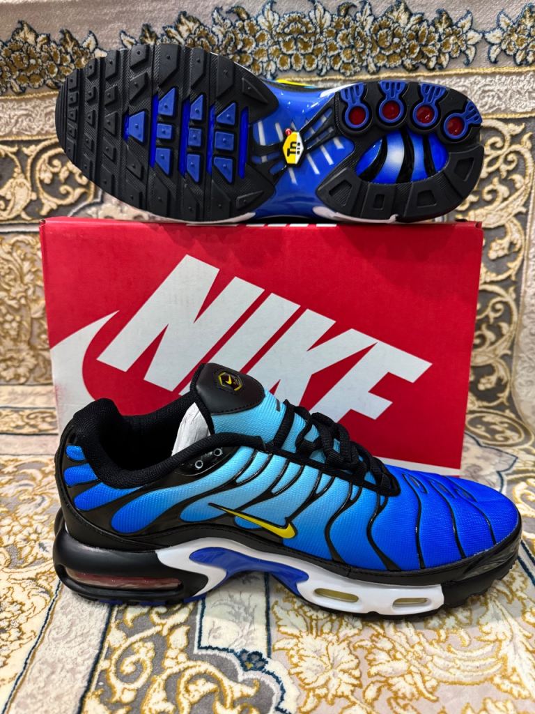 NIKE AIR MAX PLUS TN HYPER BLUE