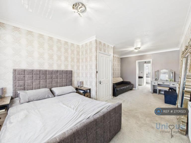 4 bedroom house in Dorset Road, Lytham St. Annes, FY8 (4 bed) (#2701023)