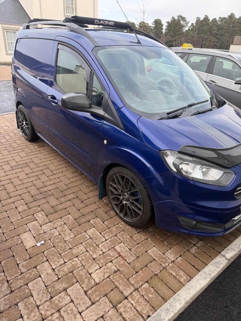 Ford, TRANSIT COURIER, Panel Van, 2018, Manual, 1498 (cc)
