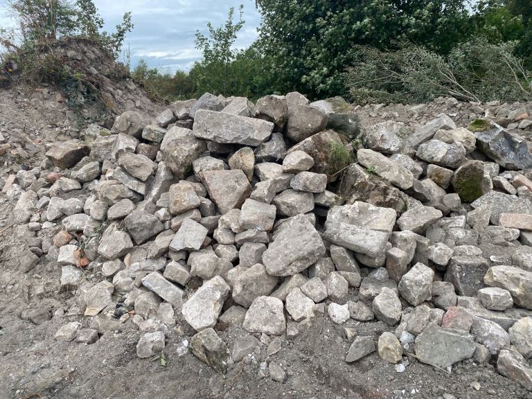 Reclaimed quality sandstone