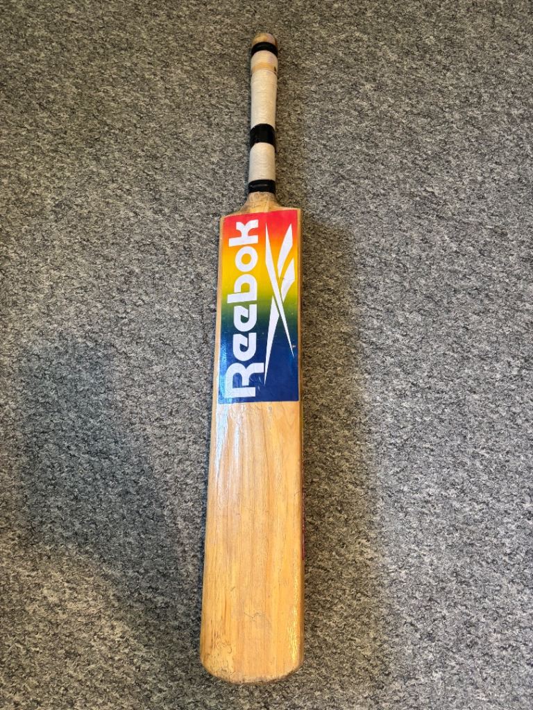 Reebok Willow Cricket Bat 86cm Adult Good Condition 
