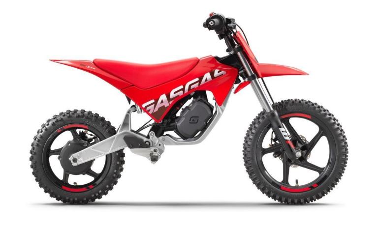 2027 GASGAS MC-E 2 and MC E 2.12