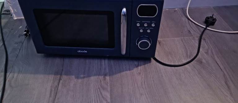 Daewoo Microwave Oven - Blue, Good Condition