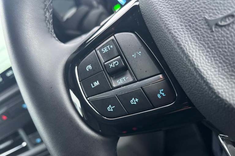 2025 Ford Transit Custom 2.0 EcoBlue 136ps H1 Van Limited Auto PANEL VAN DIESEL Automatic