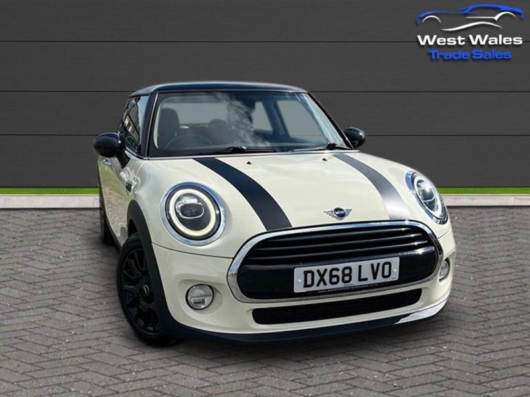 2018 MINI Cooper COOPER CLASSIC Hatchback Petrol Manual