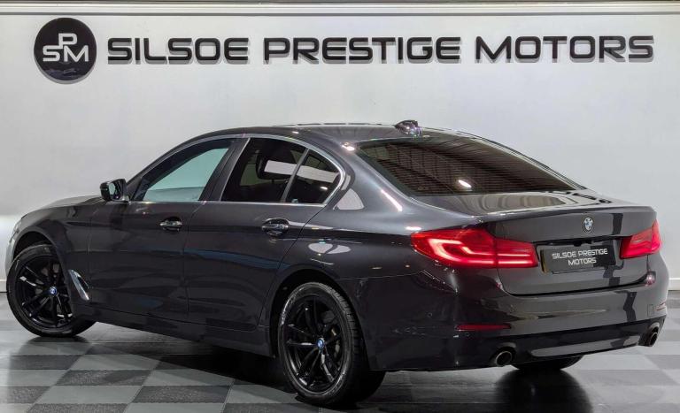 2017 BMW 5 Series 530d xDrive SE 4dr Auto SALOON DIESEL Automatic