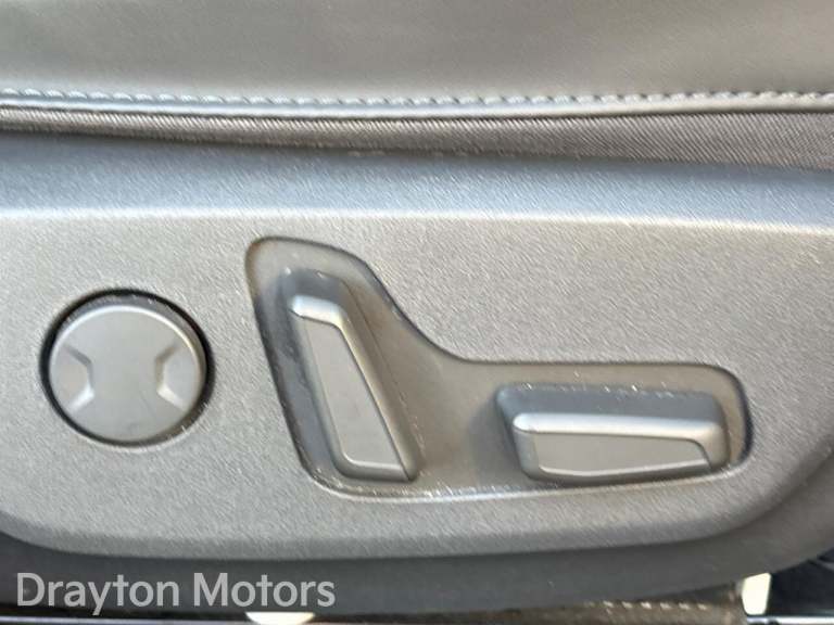 2022 Kia Niro 64.8kWh 4 SUV 5dr Electric Auto (201 bhp) ESTATE Electric Automatic