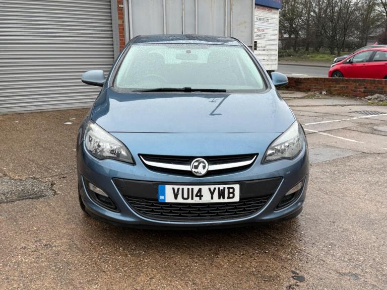 2014 Vauxhall Astra 1.7 CDTi 16V ecoFLEX 130 Design 5dr [99g/km] [SS] HATCHBACK DIESEL Manual