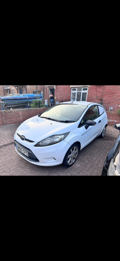 Ford, FIESTA, Car Derived Van, 2011, Manual, 1560 (cc)