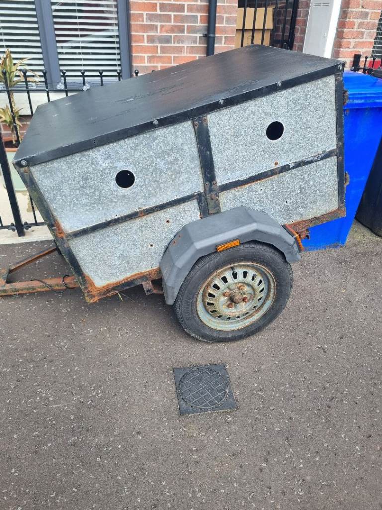 Dog Trailer 