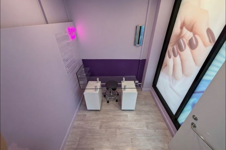 Nails Rom to rent- South Ruislip 