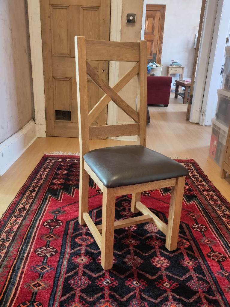 Solid oak dining chairs (set of 4)