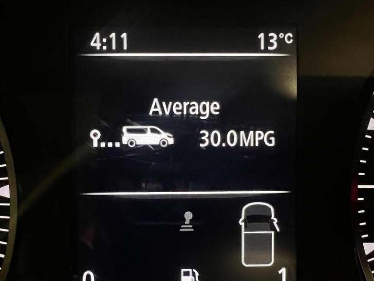 2023 Renault Master LM35dCi 135 Business+ Medium Roof Van PANEL VAN DIESEL Manual