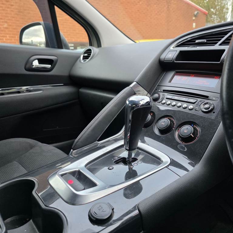 PEUGEOT 3008 ACTIVE E-HDi 1.6 DIESEL YEAR 2013 AUTOMATIC GEARBOX&LONG MOT £20 ROAD TAX PER YEAR!!!