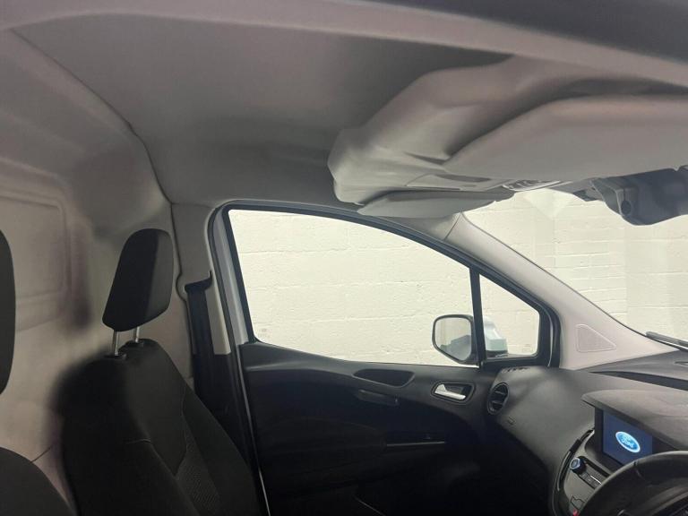 2021 Ford Transit Courier 1.5 TDCi 100ps Limited Van [6 Speed] PANEL VAN DIESEL Manual