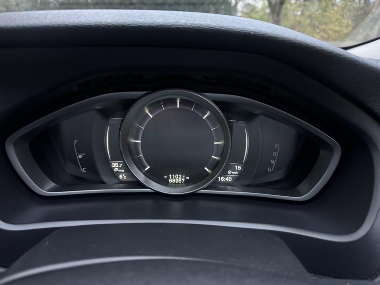 VOLVO V40 CROSS COUNTRY 1.6 D2 Lux 2014