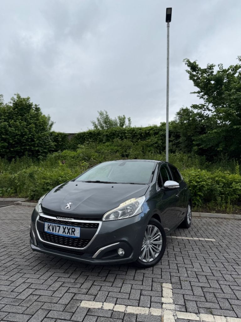 Peugeot, 208, Hatchback, 2017, Manual, 1199 (cc), 5 doors