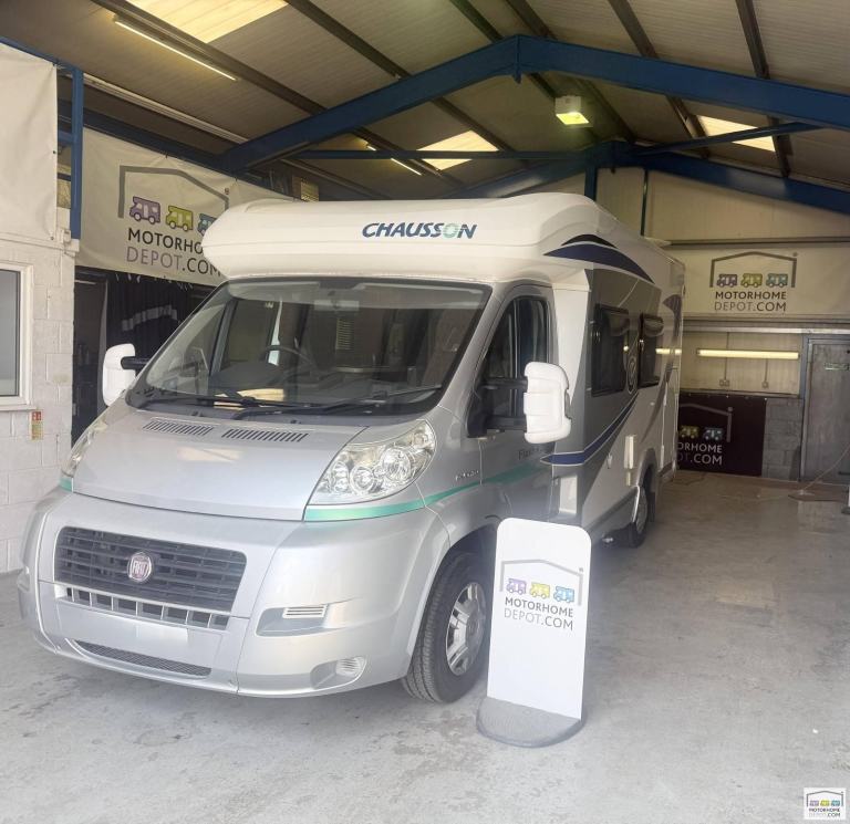 2011 Chausson Flash S2 Fixed Bed  2 Berth 4 Travelling belts
