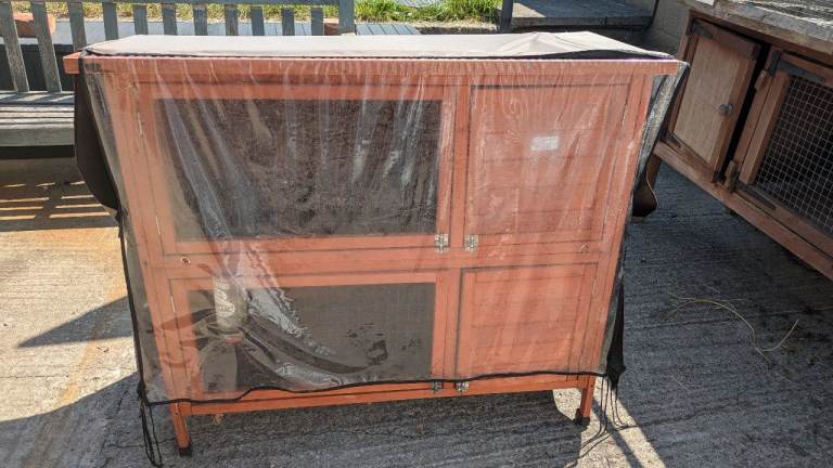 Rabbit cages (offers excepted)