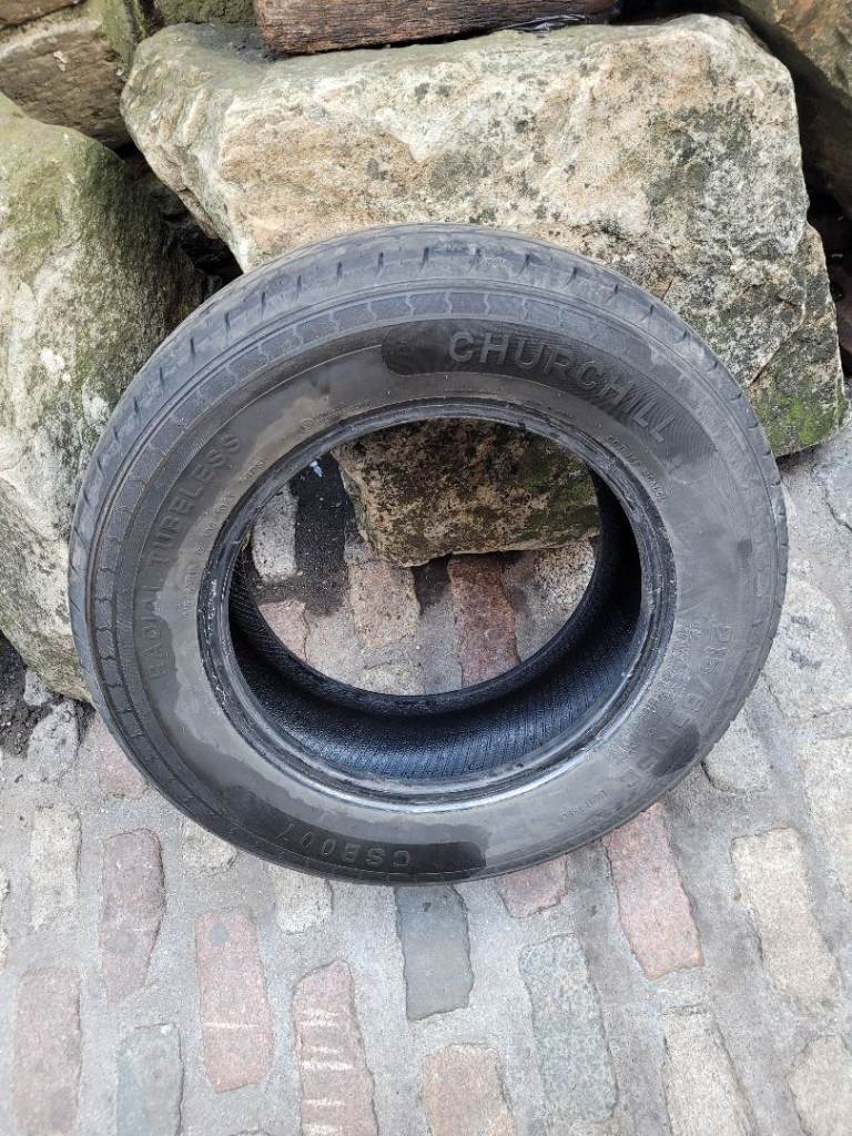1x part worn 215 65 15c van tyre