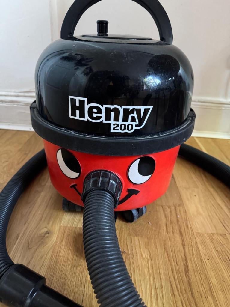 Henry 200 Hoover Vacuum Cleaner – Good Condition