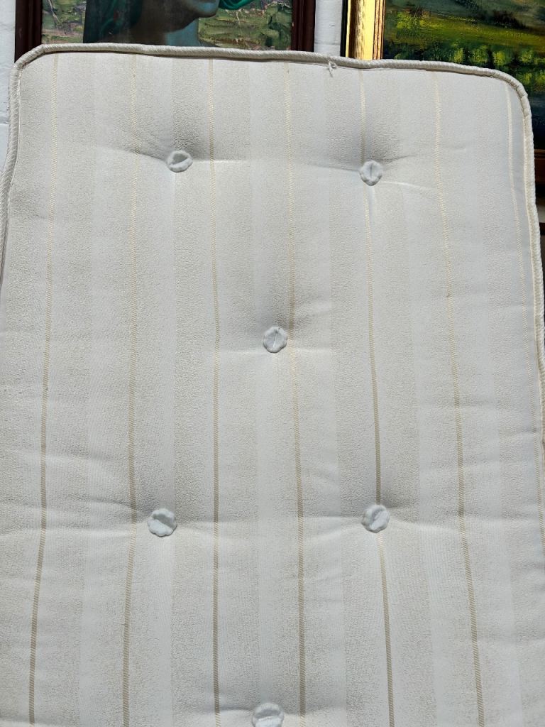 Small Single Sprung Mattress £25