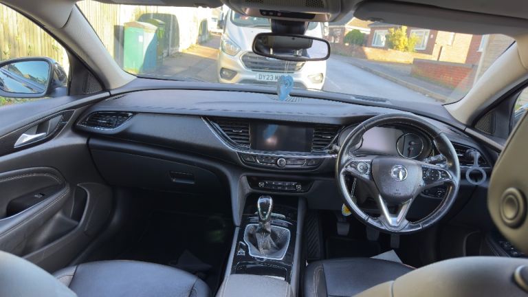 Vauxhall, INSIGNIA, Hatchback, 2017, Manual, 1598 (cc), 5 doors