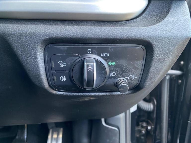 2017 Audi A3 1.5 TFSI CoD S line Euro 6 (s/s) 3dr HATCHBACK Petrol Manual