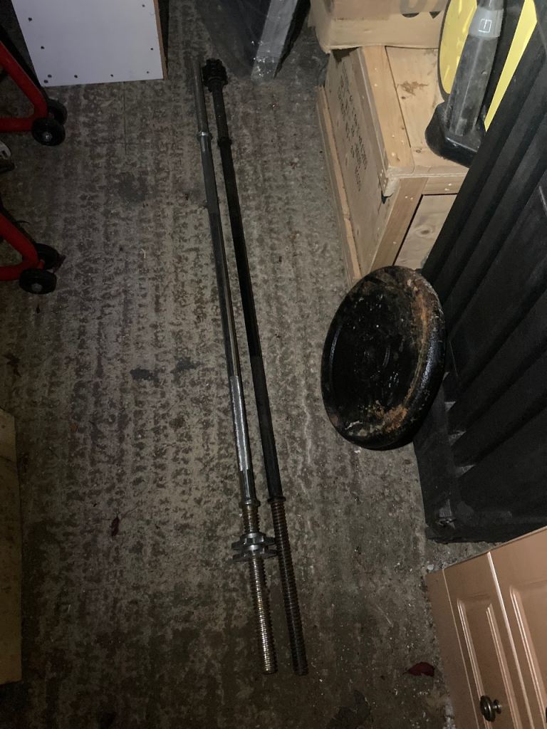 Cast Iron Weight Plates and lifting bars