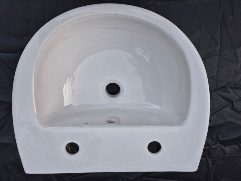 Free White Bathroom Sink