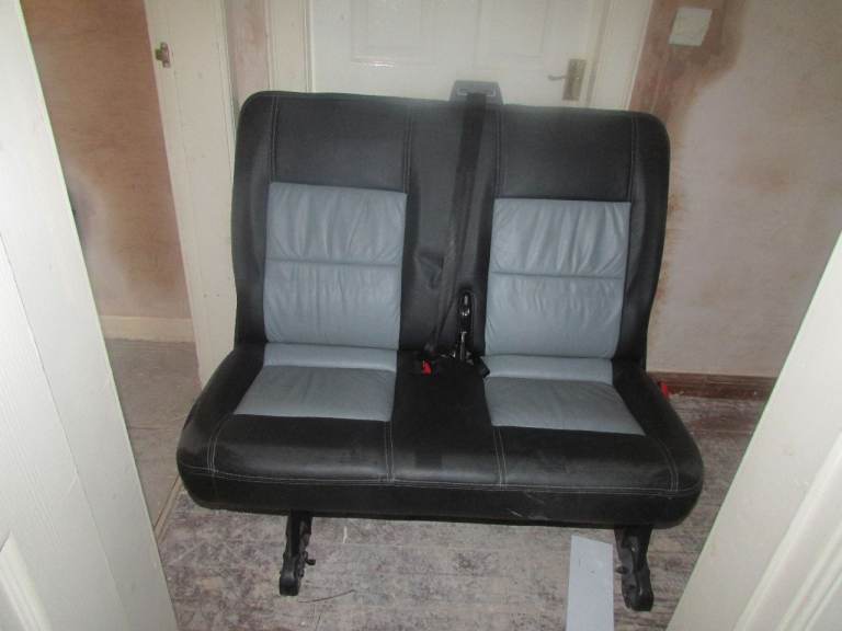 VW MINI BUS REAR LEATHER SEATS IN VERY GOOD CONDITION