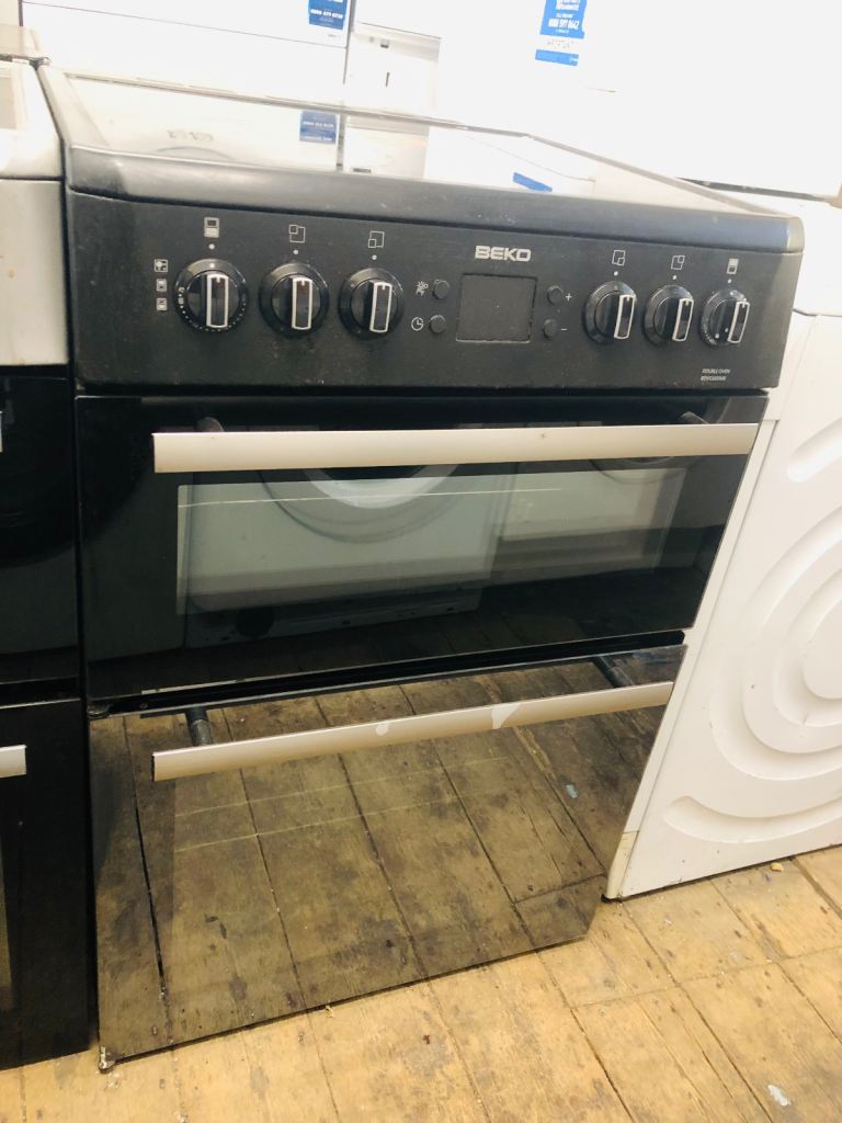 🚚 black Beko 60CM Wide Glass top Electric cooker can deliver £160
