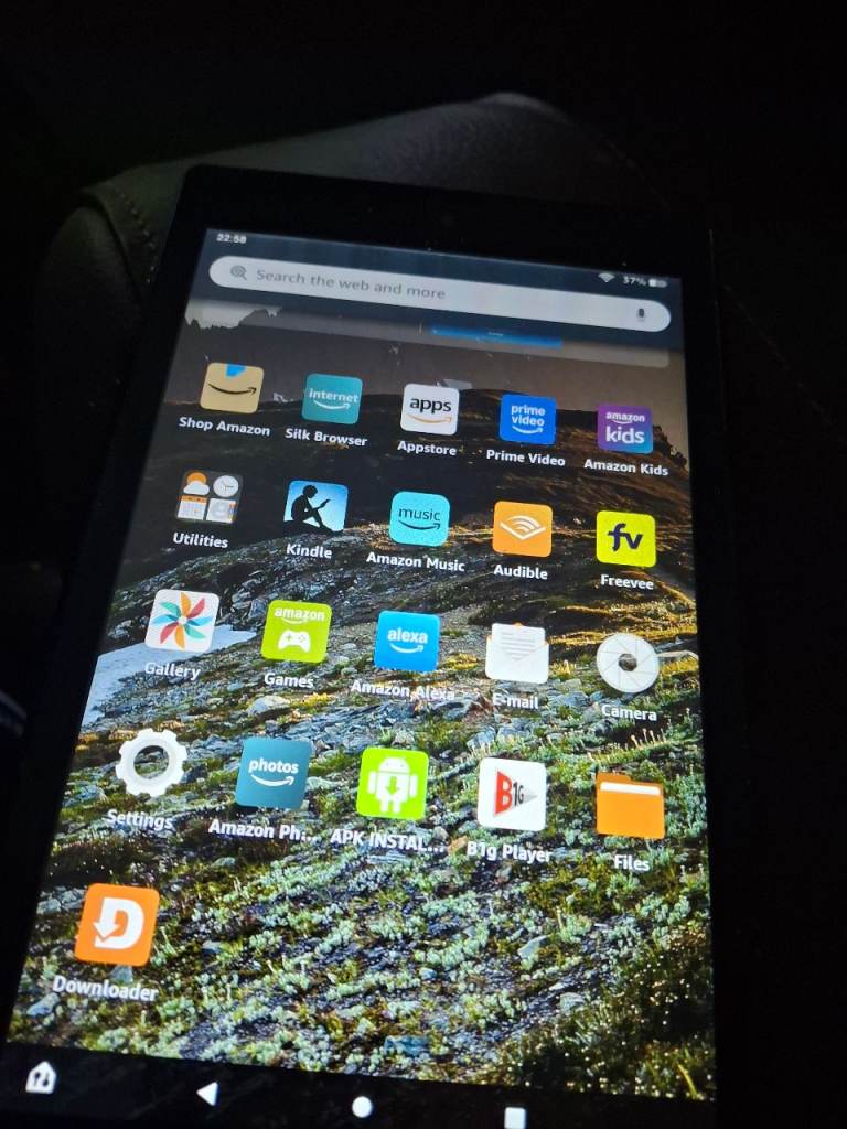 Amazon Fire Tablet a d  usb cable - Good Condition