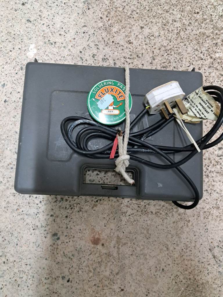 Weller 8200D Soldering Gun Kit with Case & Accessories, £20.00 for Sale