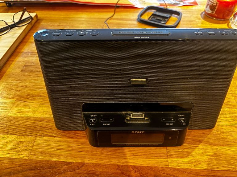 Sony clock radio alarm 