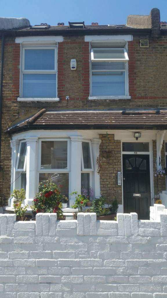 DSS 1BED GR FL FLAT+PRIV GARDEN OK SINGLE PARENT&CHILD 10 MIN WHITTON B.R. THEN 30 MIN WATERLOO