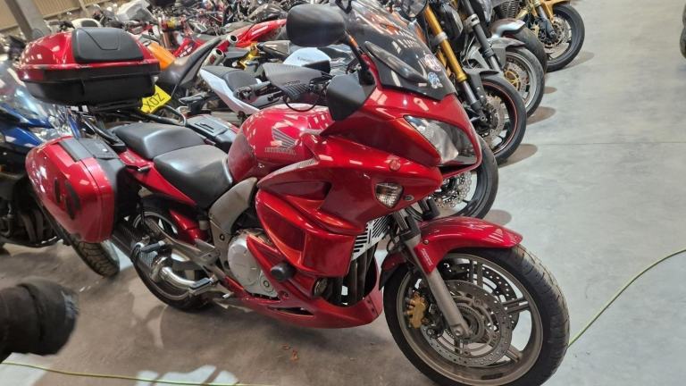 200909 HONDA CBF 1000 CBF1000 A-8 ABS FULL LUGGAGE CLEAN TOURER MUST SEE