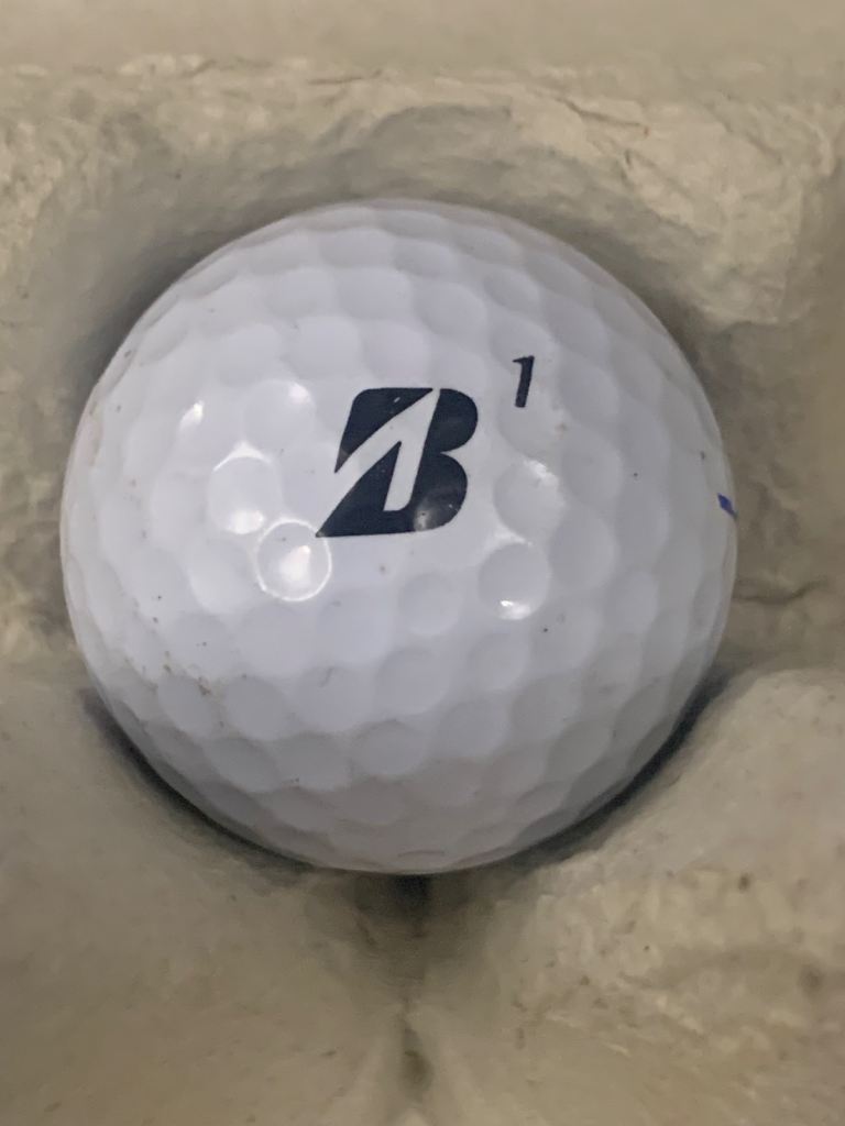 20 Bridgestone golf balls