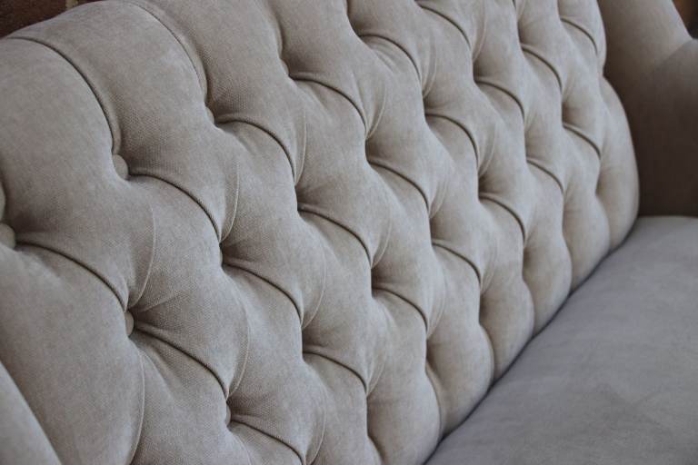 Laura Ashley Ropsley Sofa (UK Delivery)