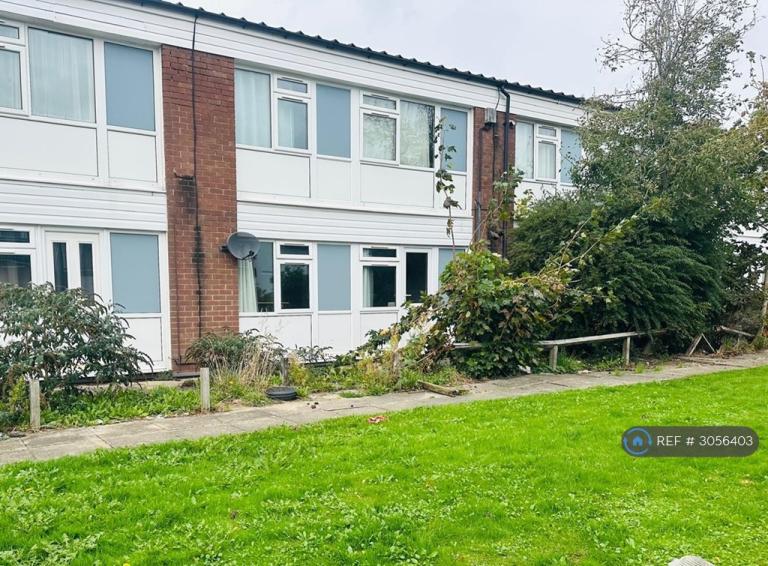 1 bedroom flat in Albyn Bank Road, Preston, PR1 (1 bed) (#3056403)