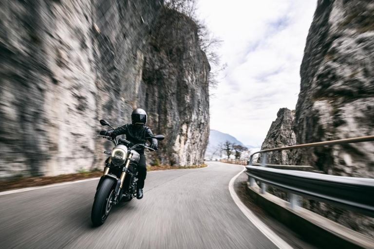 Benelli Leoncino 800  Retro Bike Motorcycle Naked