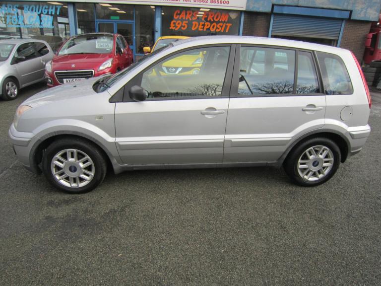 2007 Ford Fusion 1.6 Zetec 5dr Auto [Climate] New MOT included. HATCHBACK Petrol Automatic